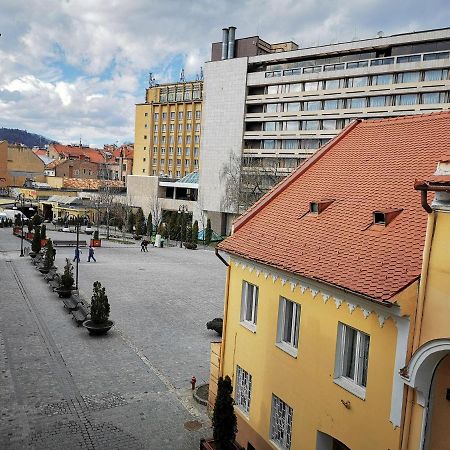 Crystal Central Apartment Brasov Ngoại thất bức ảnh