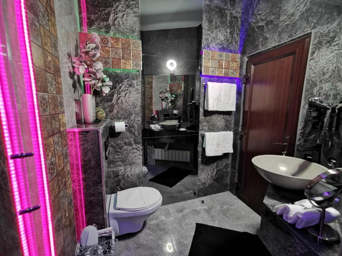 Crystal Central Apartment Brasov Ngoại thất bức ảnh