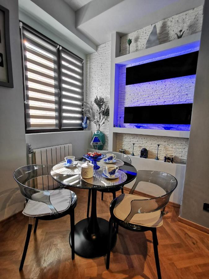 Crystal Central Apartment Brasov Ngoại thất bức ảnh